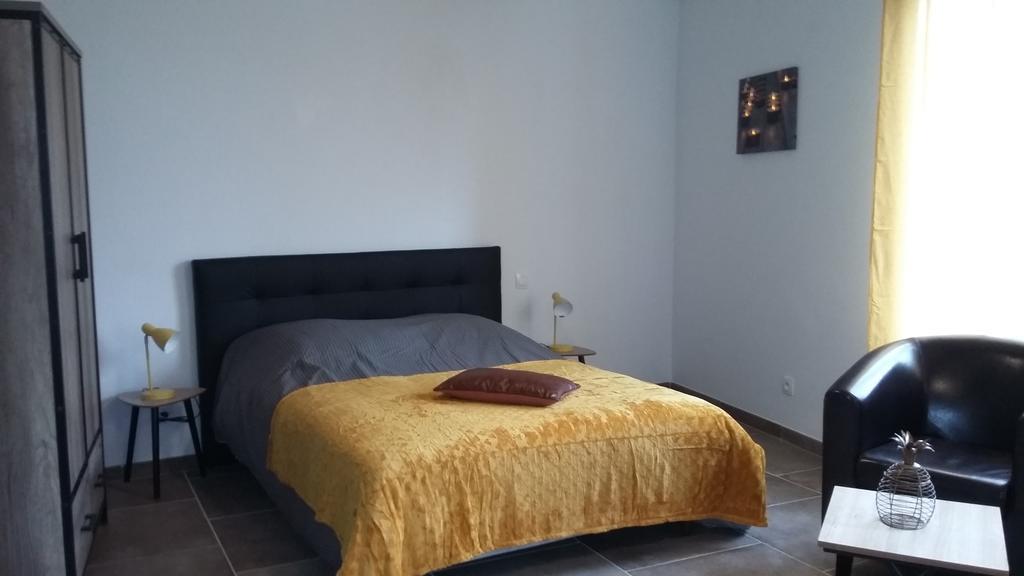 Appartement La Pomme D'Or LʼIsle-sur-la-Sorgue Eksteriør bilde